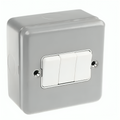 MK 10A 3 Gang 2 Way Switch